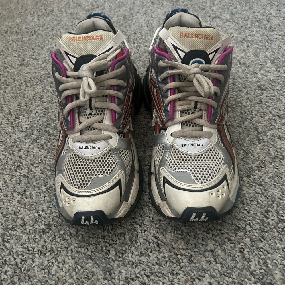 Balenciaga Runner